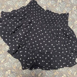 American Eagle Outfitters Navy and White Floral Skort